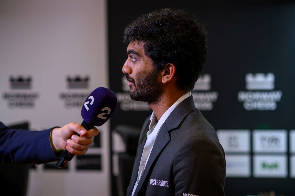 Gukesh-Defeats-Magnus-Carlsen-in-Norway-Chess